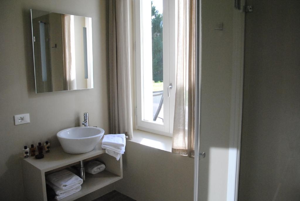 Washington Apartments Al Vittoriale Gardone Riviera Zimmer foto